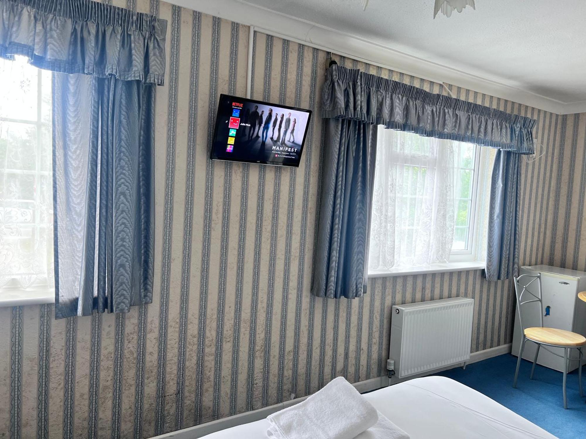 All Seasons Gatwick Guest House & Parking Horley Exterior foto